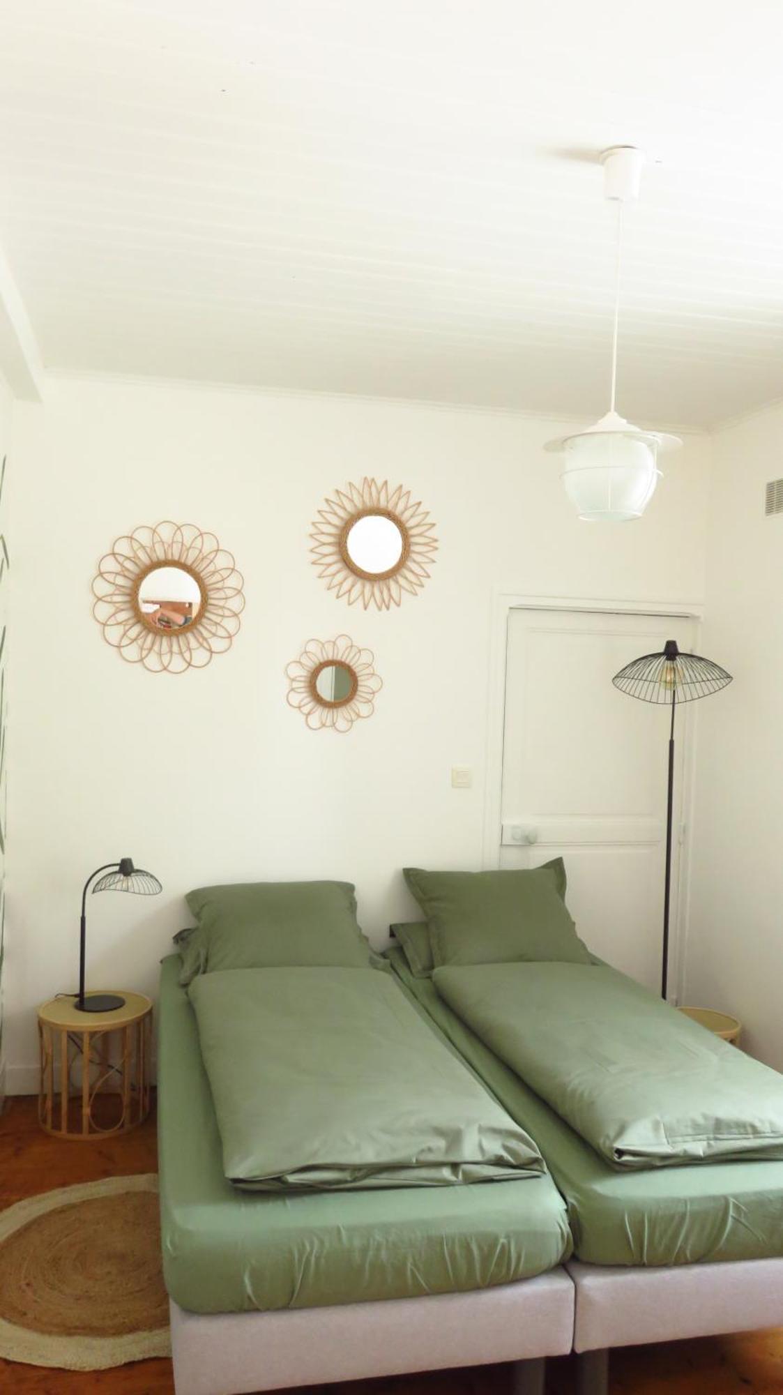 Bed and Breakfast Le Jardin A Mordreuc Pleudihen-sur-Rance Екстер'єр фото
