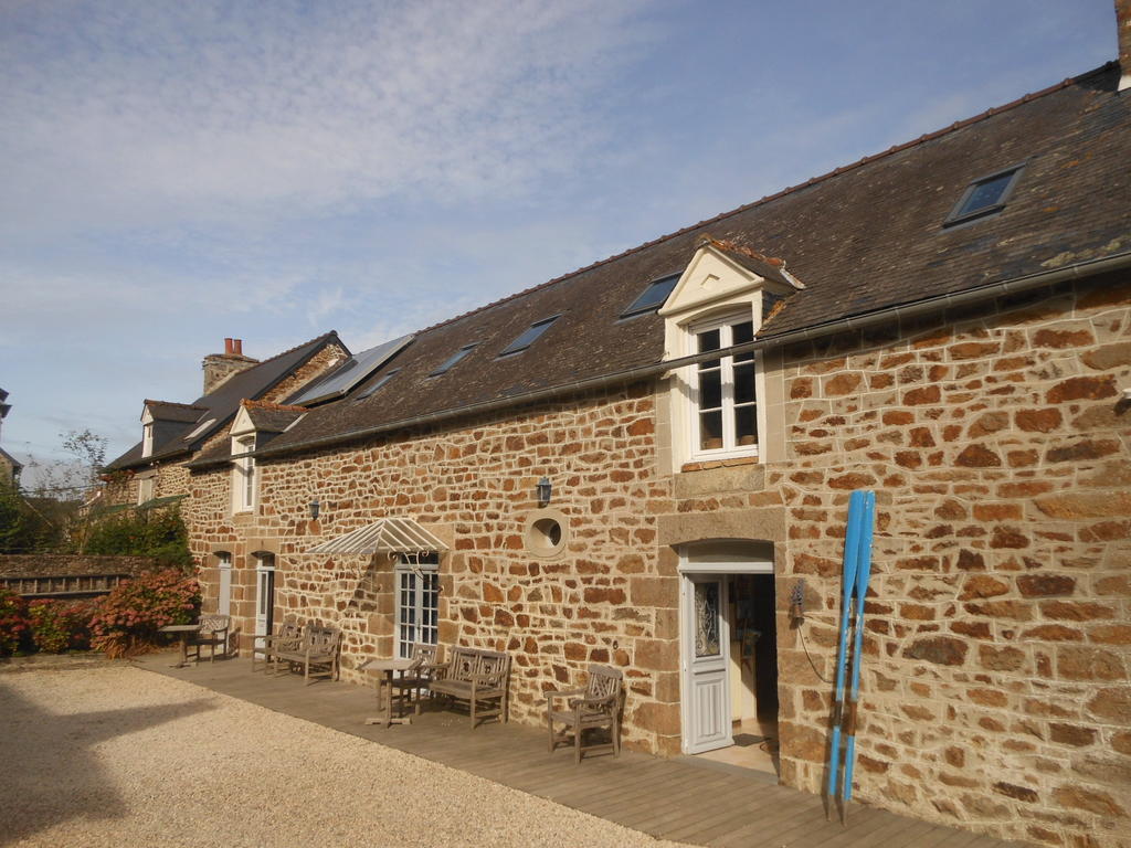 Bed and Breakfast Le Jardin A Mordreuc Pleudihen-sur-Rance Екстер'єр фото