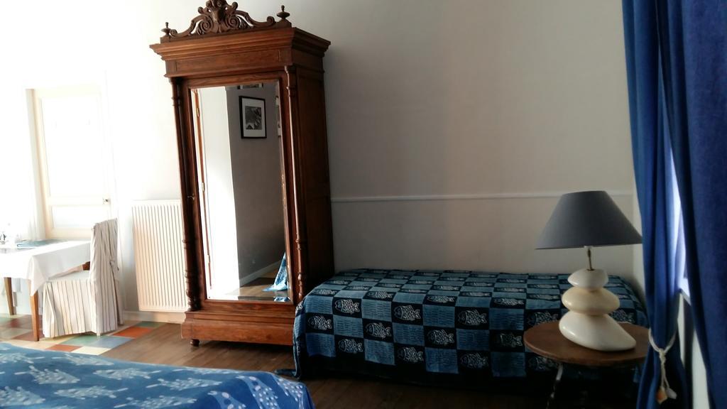 Bed and Breakfast Le Jardin A Mordreuc Pleudihen-sur-Rance Екстер'єр фото