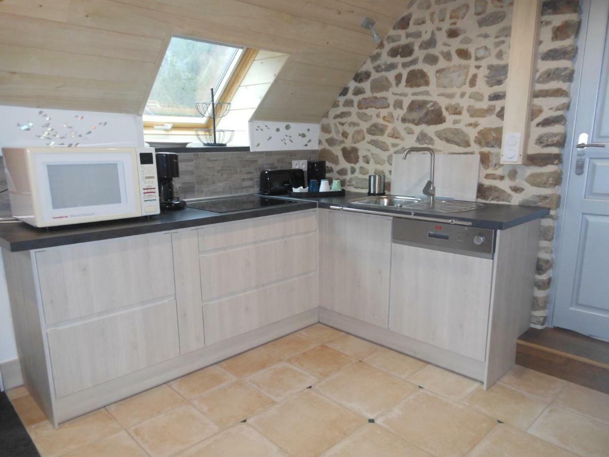 Bed and Breakfast Le Jardin A Mordreuc Pleudihen-sur-Rance Екстер'єр фото